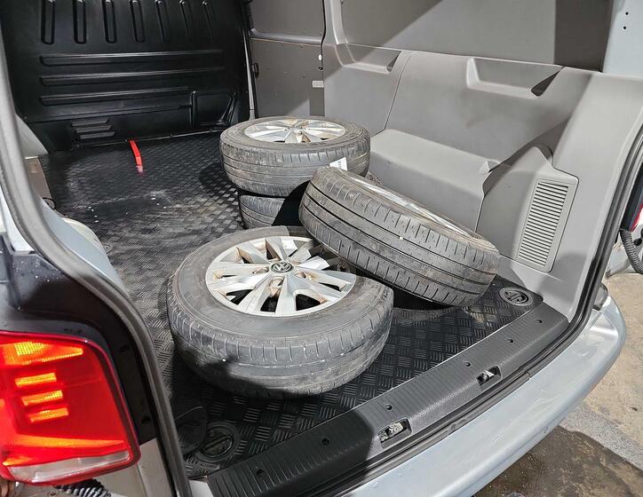 Volkswagen Transporter 12