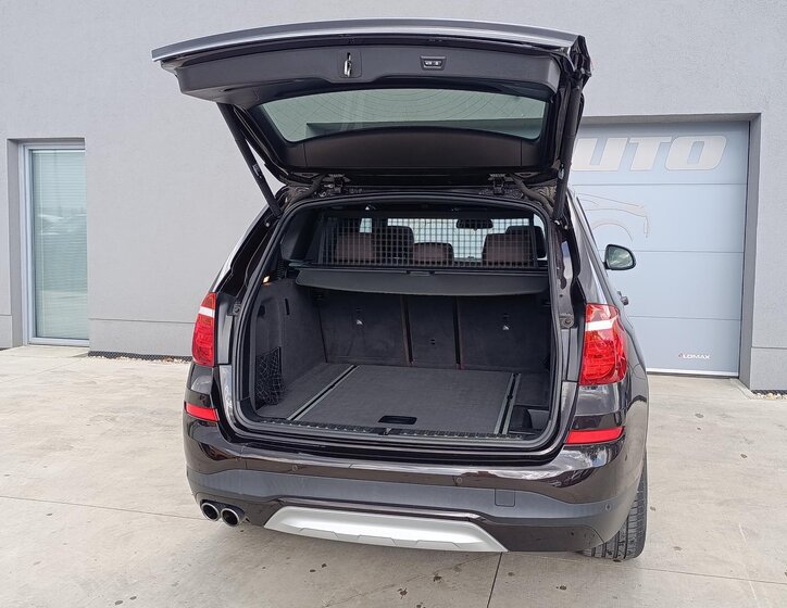 BMW X3 SUV / Terénní 3,0 l 230 kw