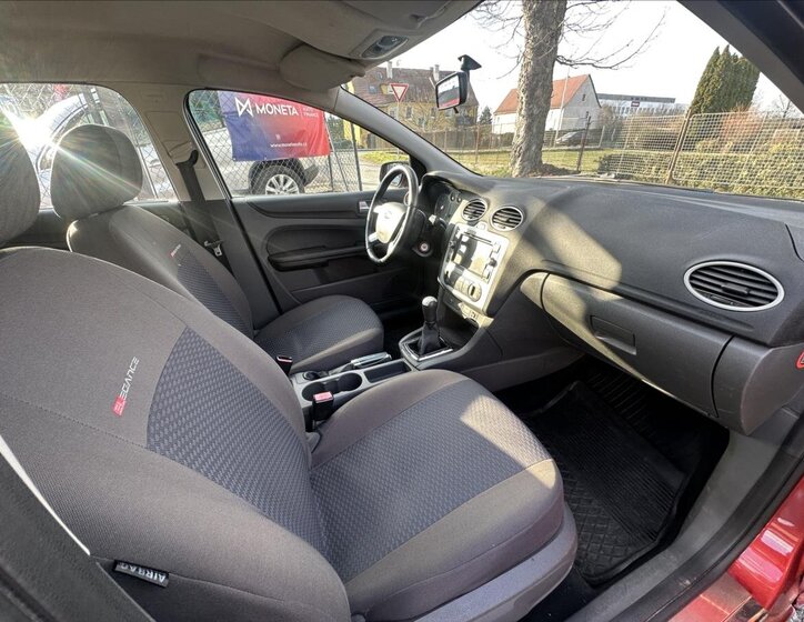 Ford Focus Kombi 1,6 l 85 kw