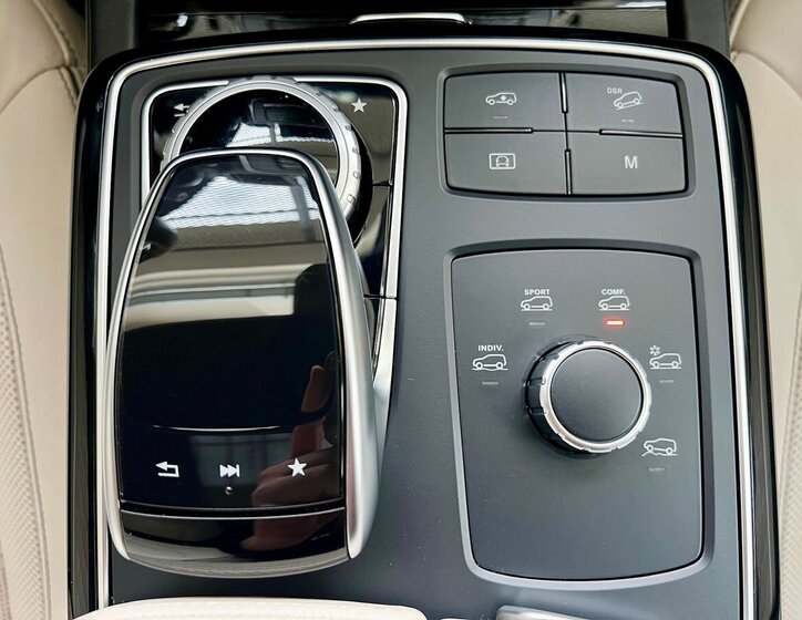 Mercedes-Benz GLS SUV / Terénní 3,0 l 190 kw