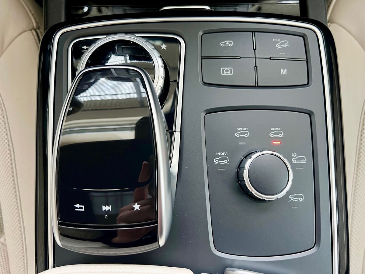 Mercedes-Benz GLS SUV / Terénní 3,0 l 190 kw