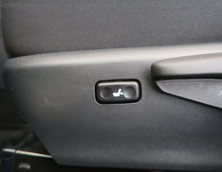 Toyota Auris Kombi 1,6 l 97 kw