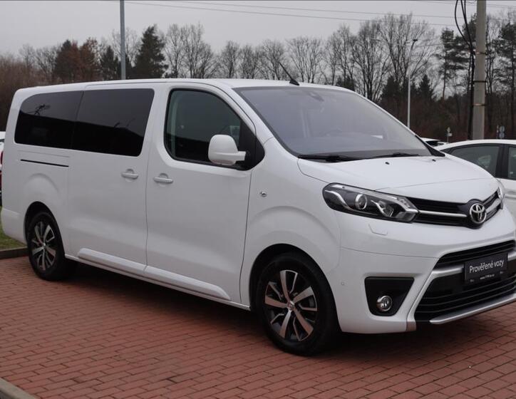 Toyota ProAce Verso 3