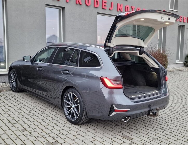 BMW Řada 3 38