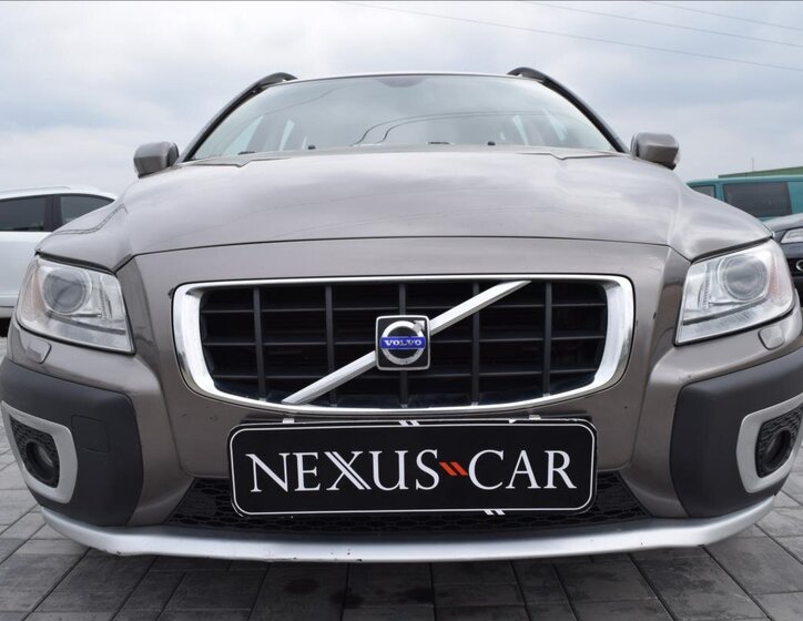 Volvo XC70 Kombi 2,4 l 120 kw