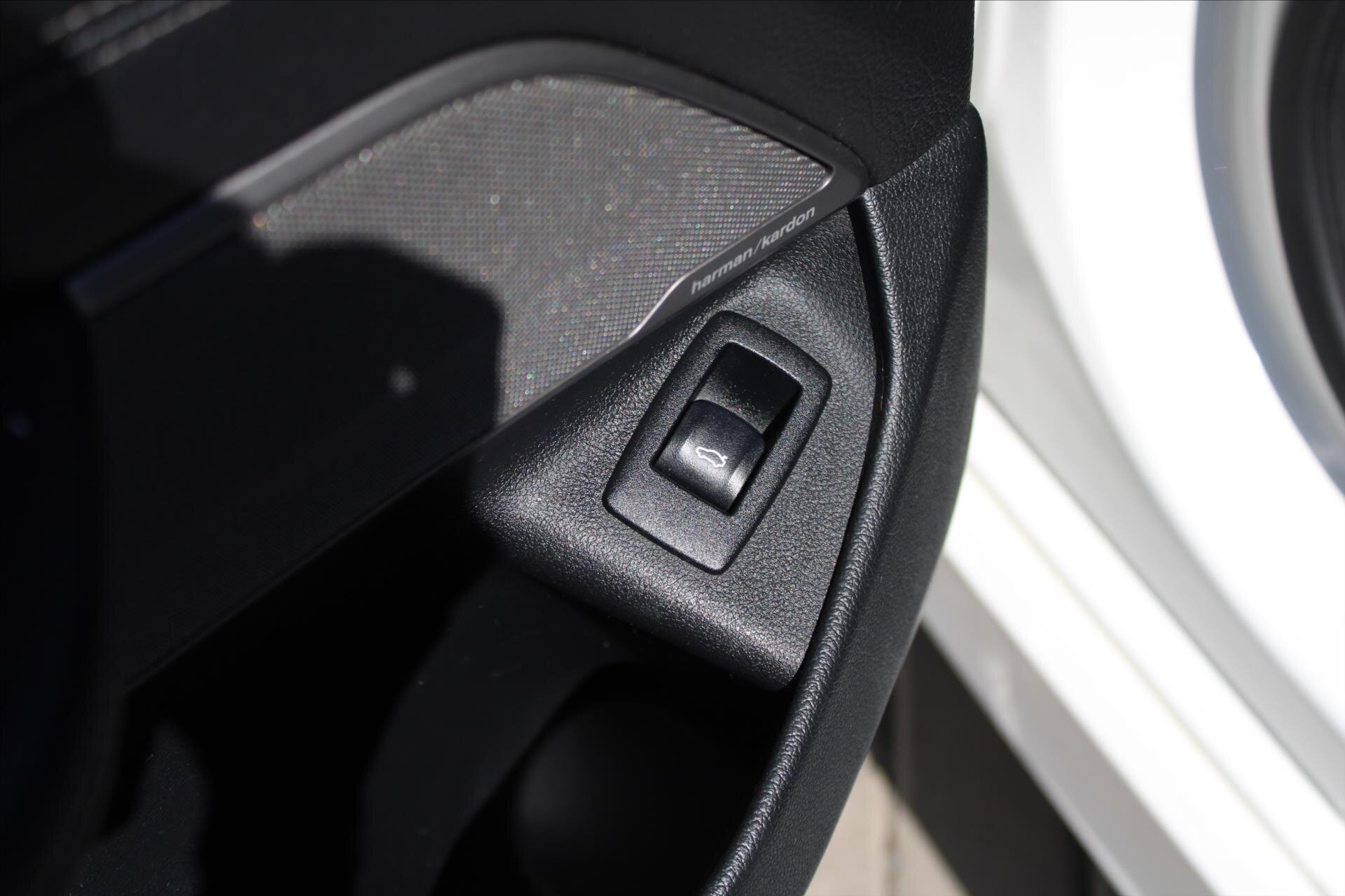 BMW Řada 6 Liftback 3,0 l 250 kw