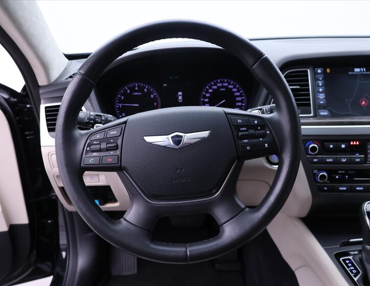 Hyundai Genesis Sedan / Limuzína 3,8 l 232 kw