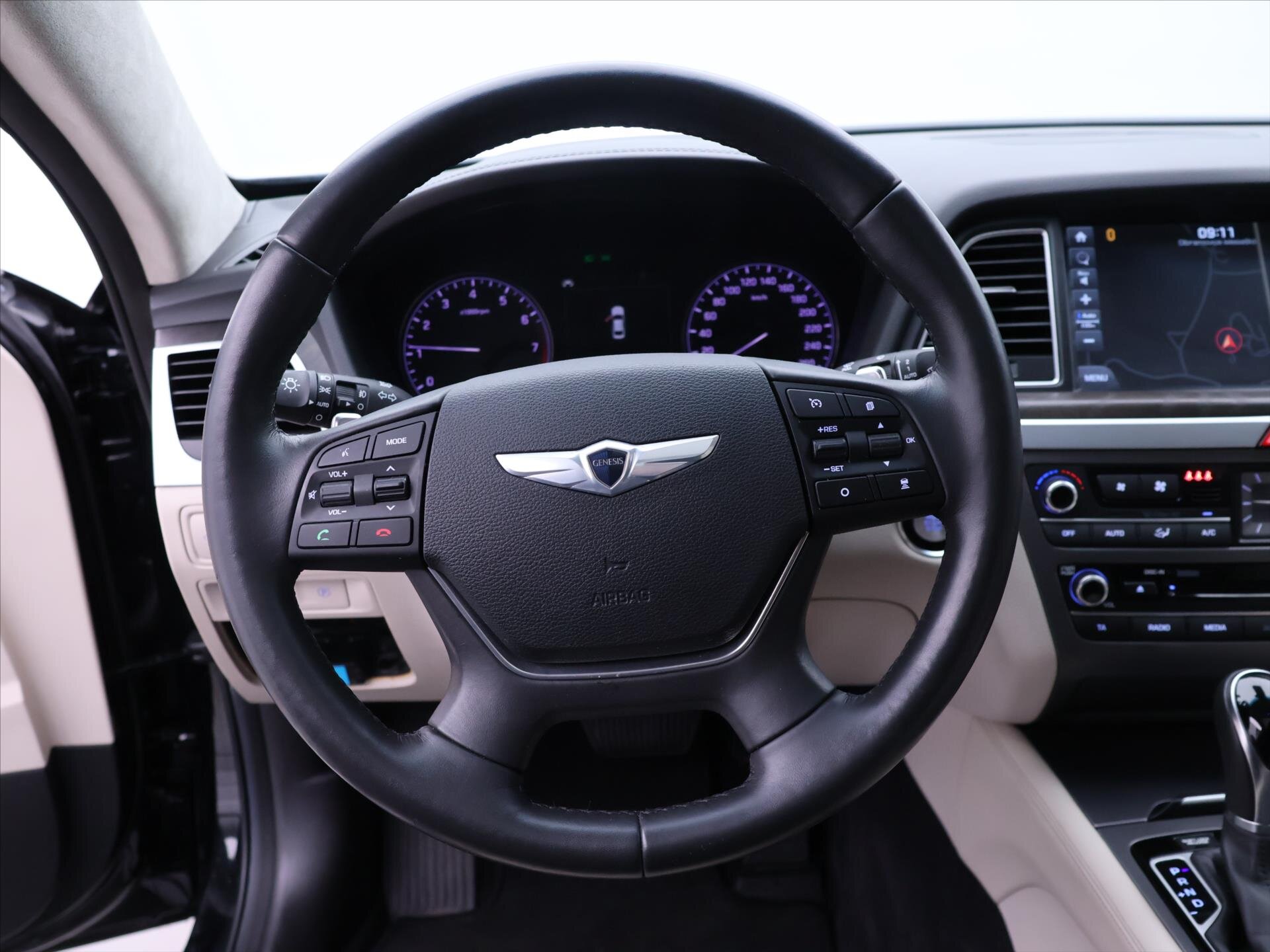 Hyundai Genesis Sedan / Limuzína 3,8 l 232 kw