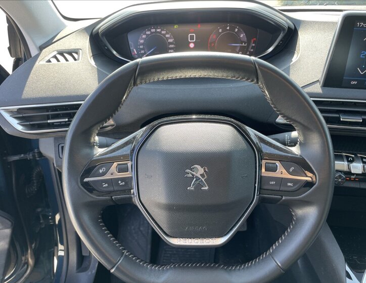 Peugeot 3008 MPV 1,2 l 96 kw