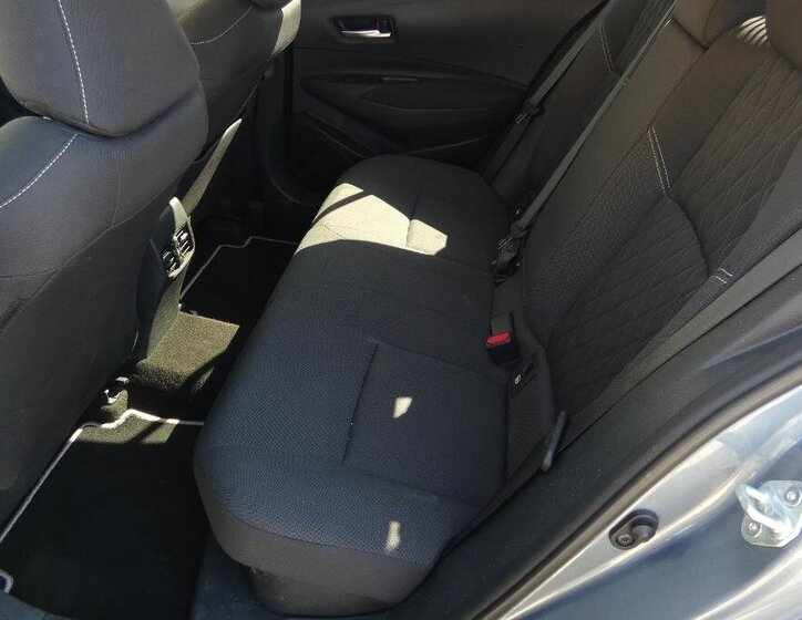 Toyota Corolla Sedan / Limuzína 1,8 l 72 kw