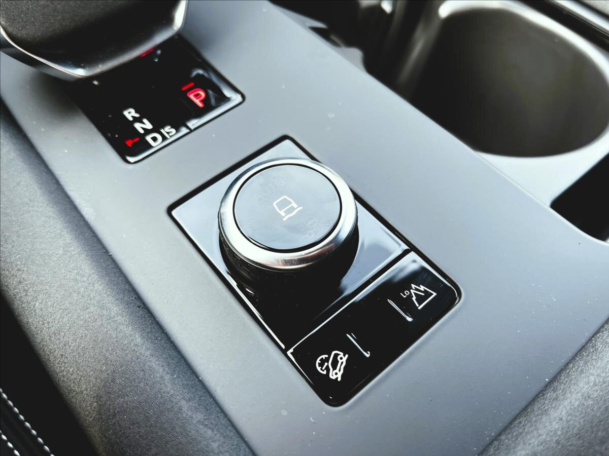 Land Rover Discovery SUV / Terénní 3,0 l 184 kw