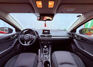 Mazda 3 16