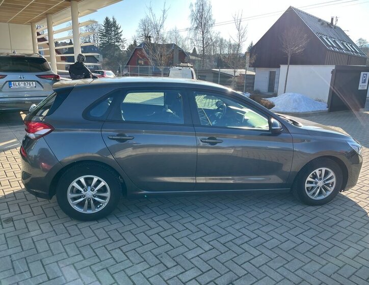 Hyundai i30 Hatchback 998,0 88 kw