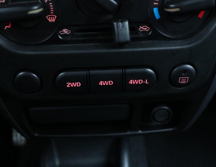 Suzuki Jimny SUV / Terénní 1,3 l 63 kw