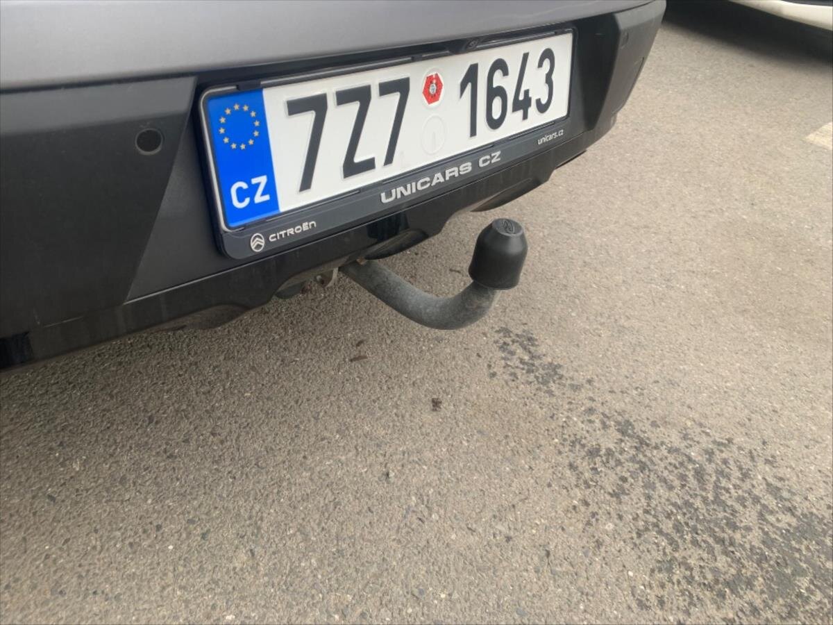 Citroën C4 X Sedan / Limuzína 1,2 l 74 kw