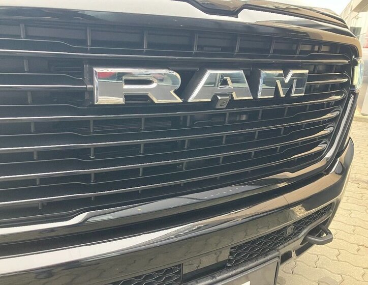 Dodge RAM Pick-up 3,0 l 313 kw