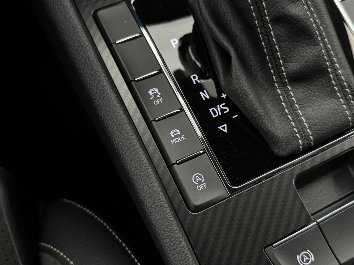 Škoda Superb Kombi 2,0 l 140 kw