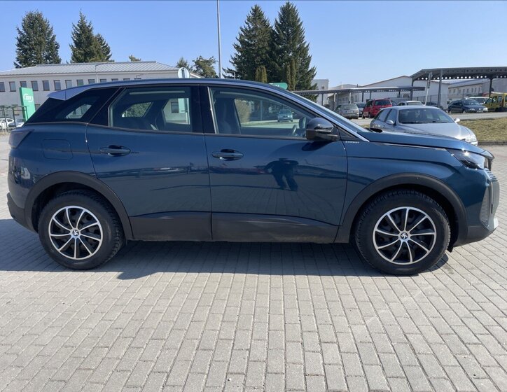 Peugeot 3008 MPV 1,2 l 96 kw