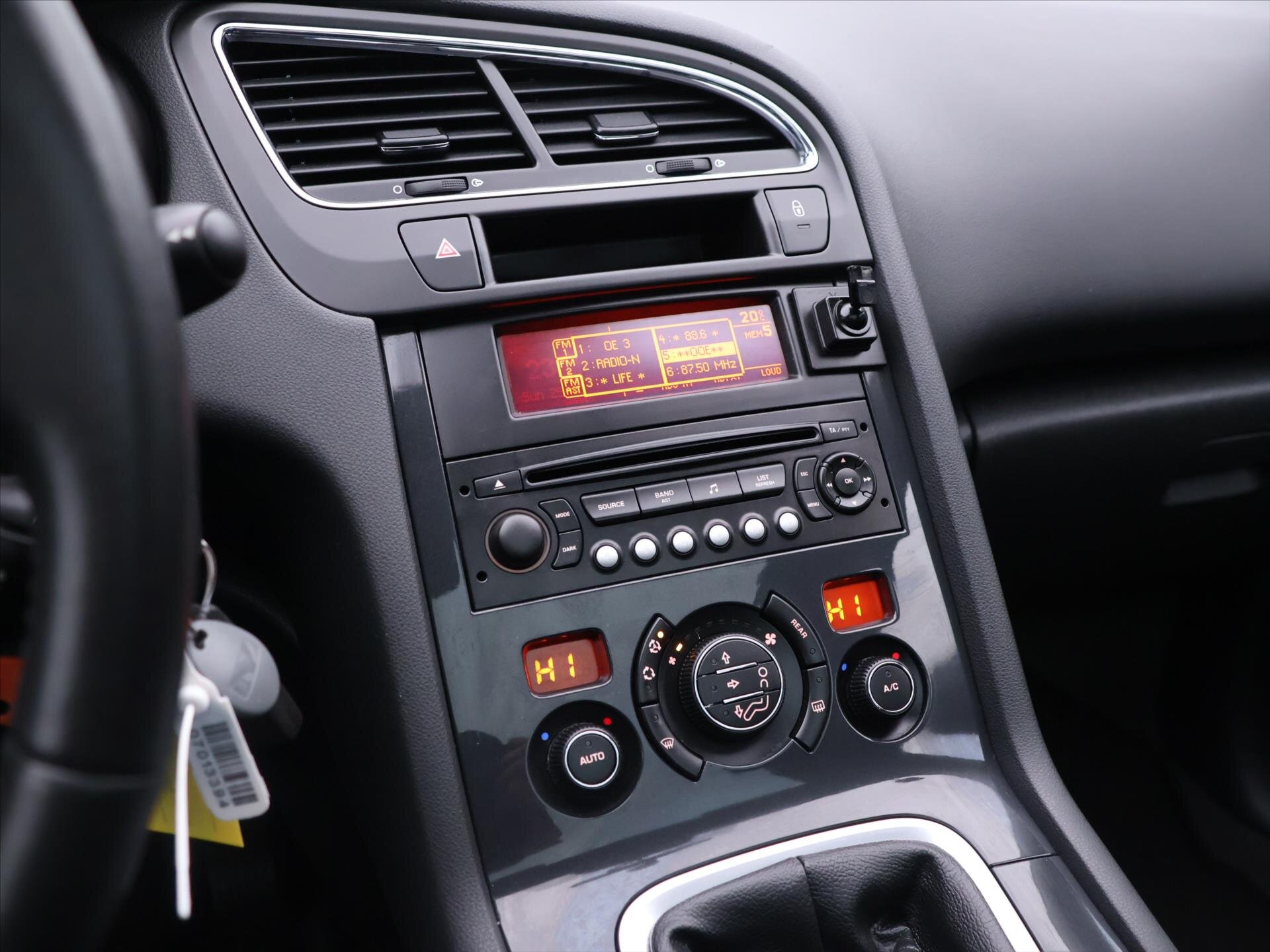 Peugeot 5008 MPV 1,6 l 88 kw