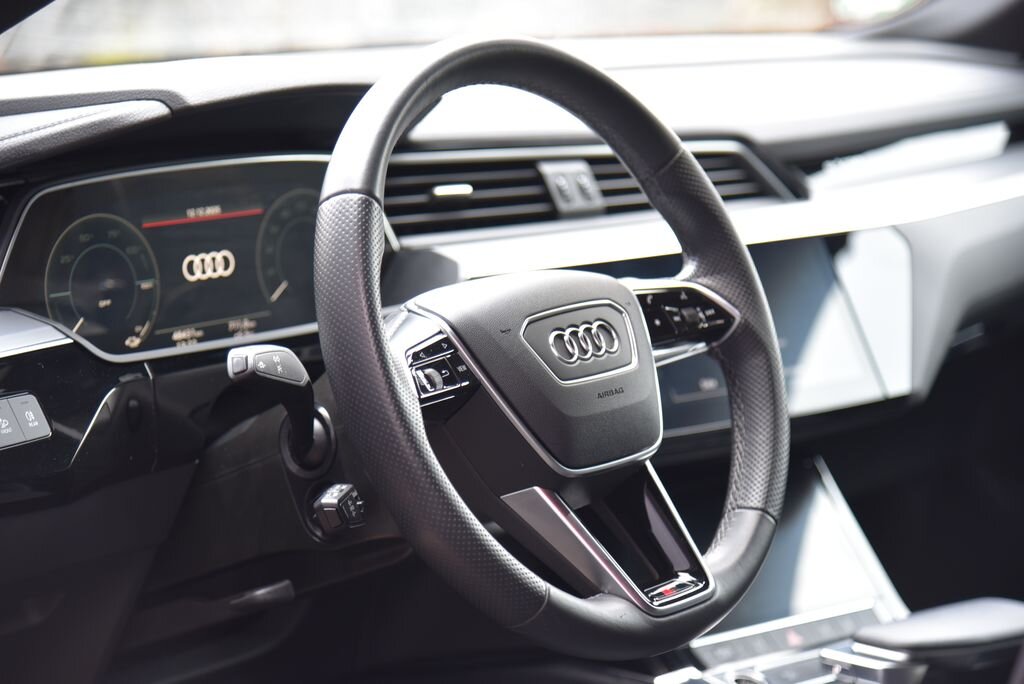 Audi e-tron SUV 0,0 300 kw