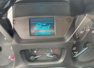 Ford Tourneo Custom 13
