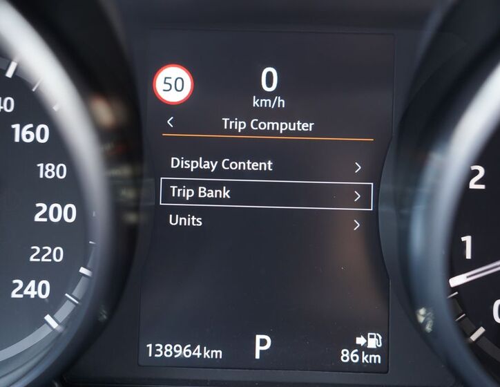 Land Rover Discovery 64