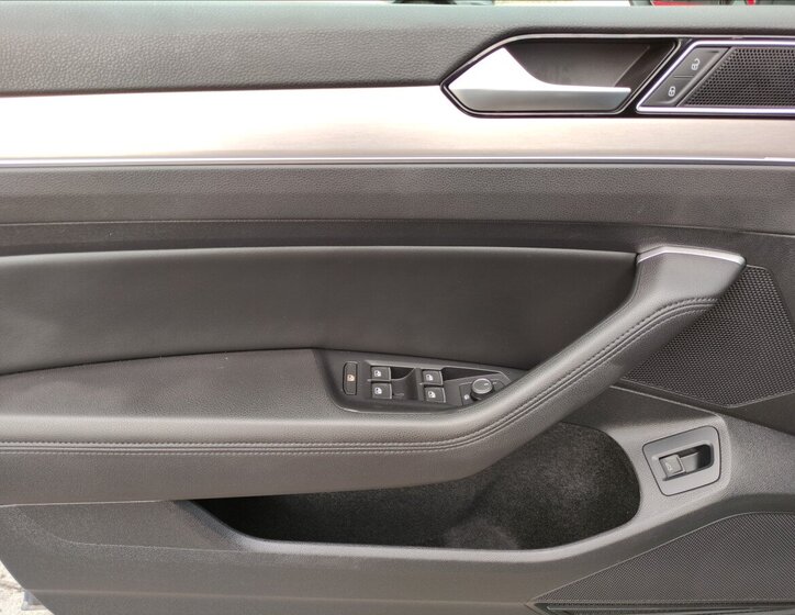 Volkswagen Passat Kombi 2,0 l 110 kw