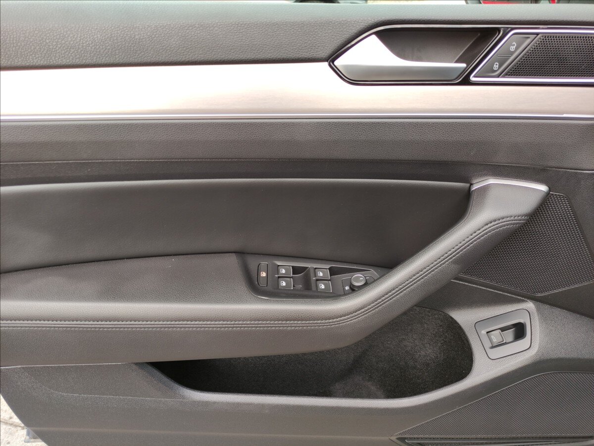 Volkswagen Passat Kombi 2,0 l 110 kw