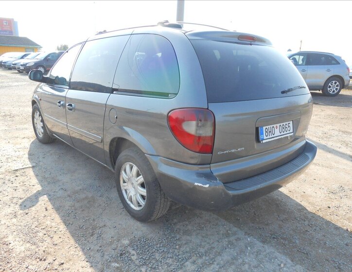 Chrysler Voyager Kombi 2,5 l 105 kw