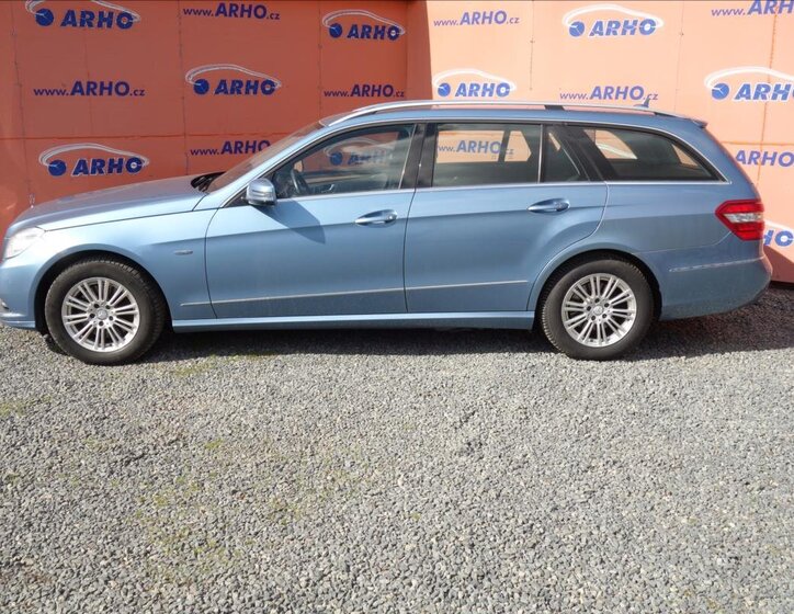 Mercedes-Benz Třídy E Kombi 3,0 l 195 kw