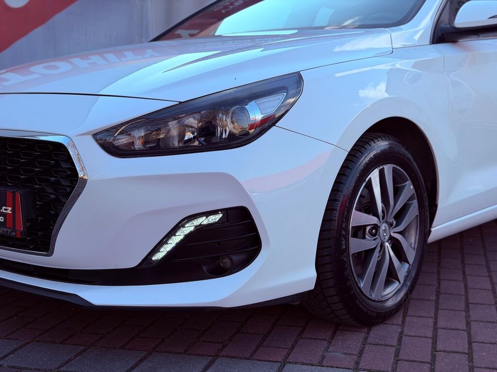 Hyundai i30 Hatchback 1,4 l 103 kw