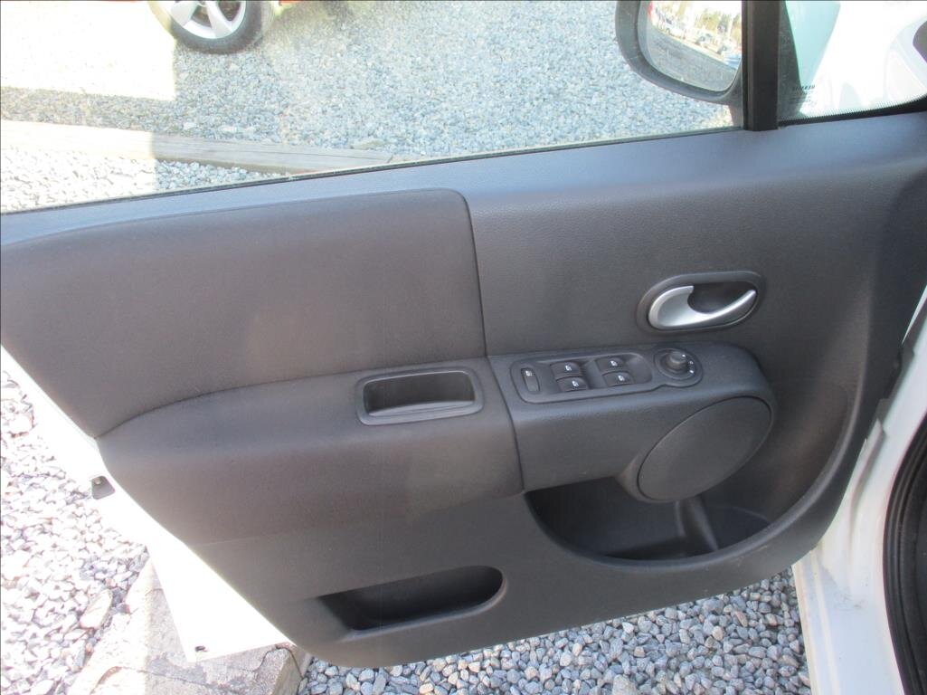 Renault Modus MPV 1,1 l 55 kw