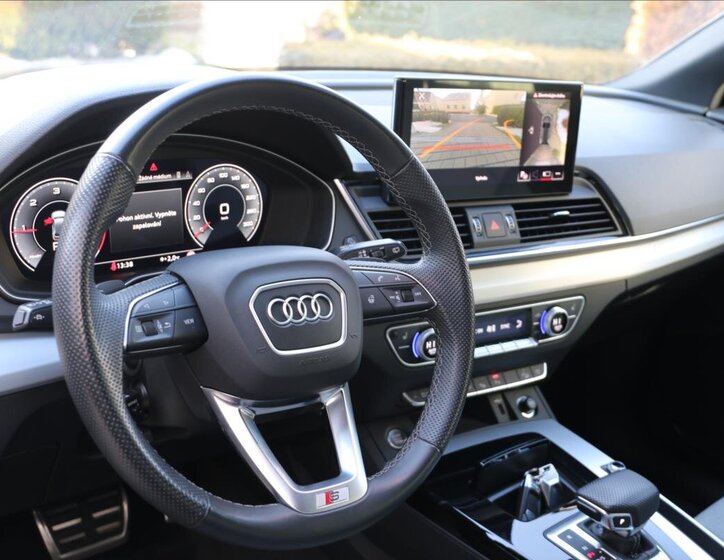 Audi Q5 SUV 2,0 l 150 kw