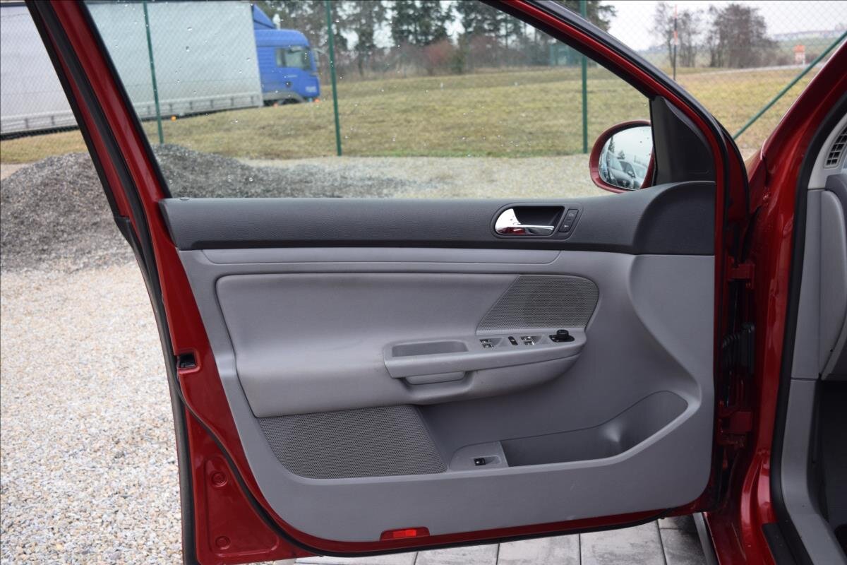 Volkswagen Golf Hatchback 1,9 l 77 kw