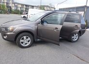 Mitsubishi Outlander 13