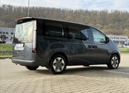 Hyundai Staria 3