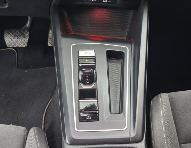 Volkswagen Golf Kombi 1,5 l 96 kw