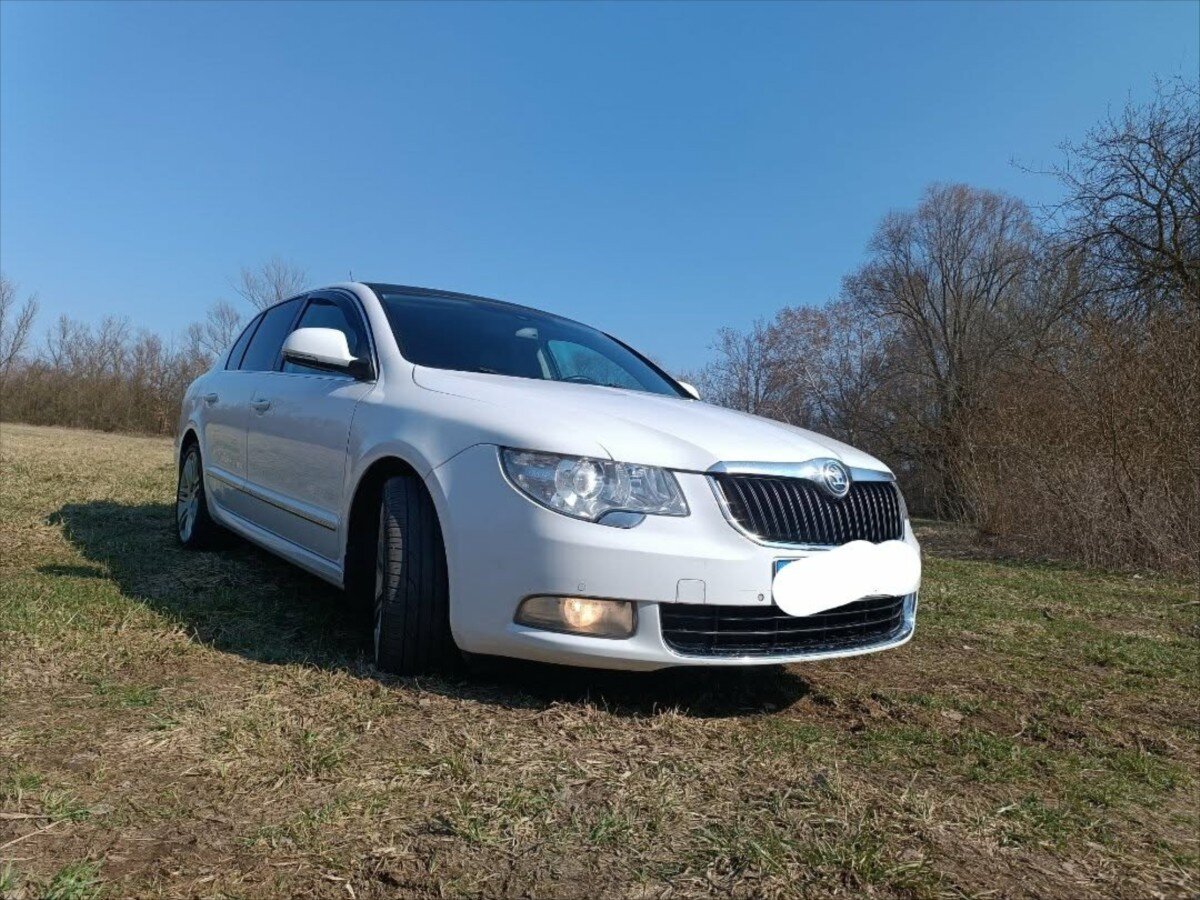 Škoda Superb Sedan / Limuzína 0,0 118 kw