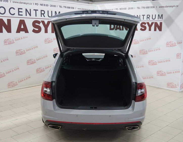 Škoda Octavia Kombi 2,0 l 180 kw