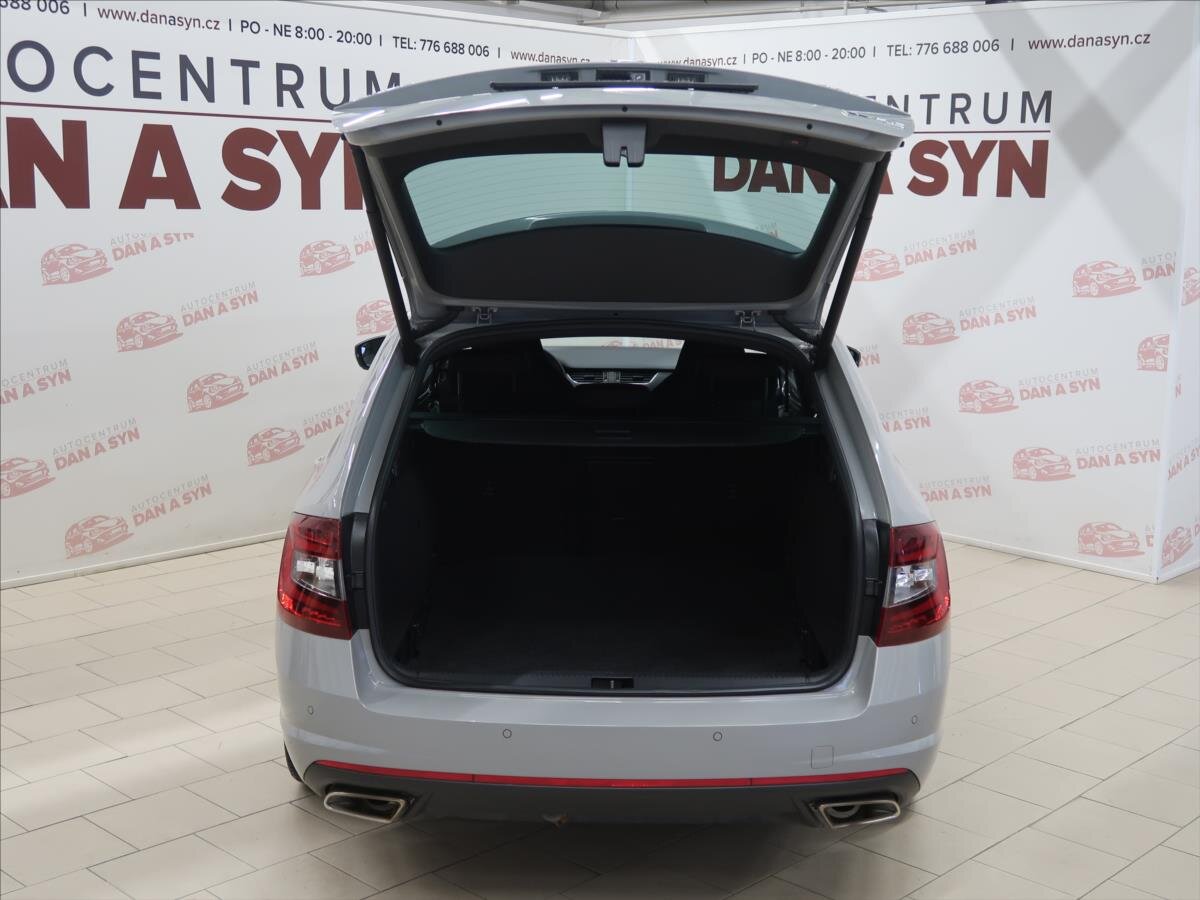 Škoda Octavia Kombi 2,0 l 180 kw