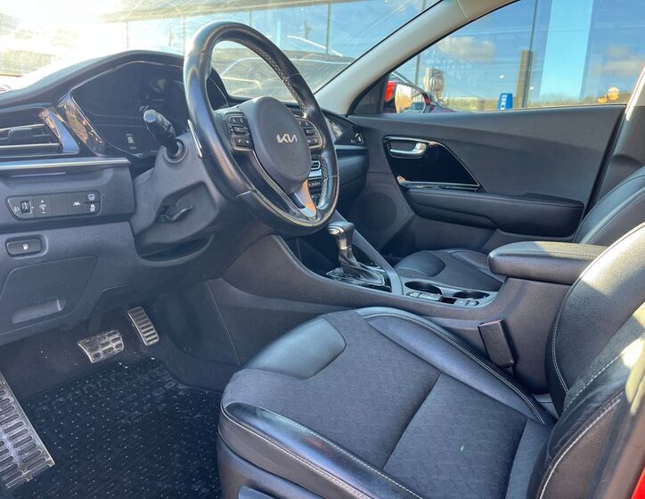 KIA Niro 5