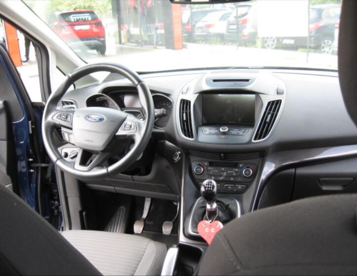 Ford Grand C-MAX 17