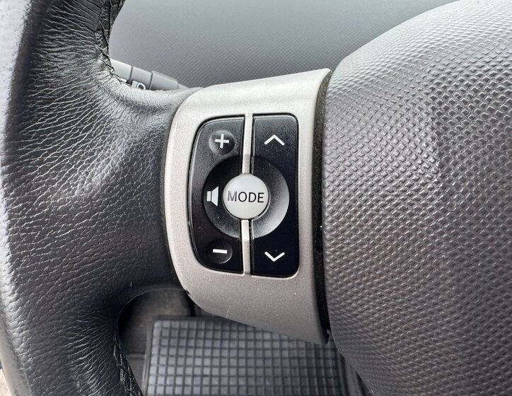 Toyota Yaris Hatchback 998,0 51 kw