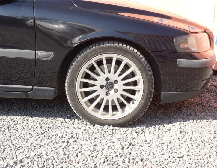 Volvo S60 Sedan 2,4 l 120 kw