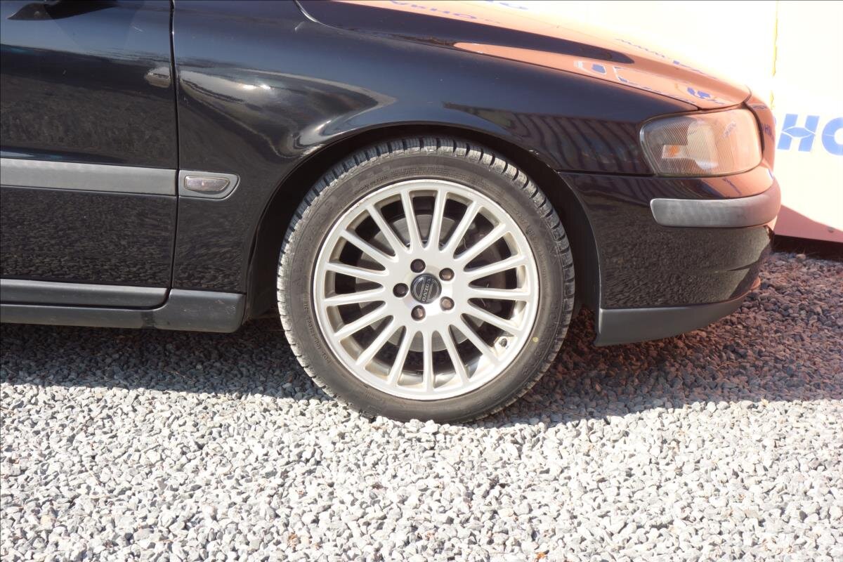 Volvo S60 Sedan 2,4 l 120 kw