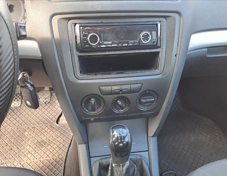 Škoda Octavia 12
