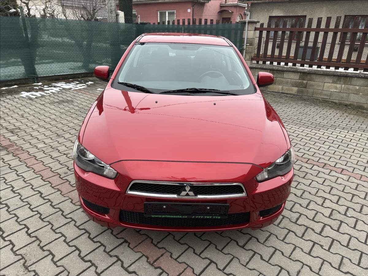 Mitsubishi Lancer Sedan 1,8 l 105 kw