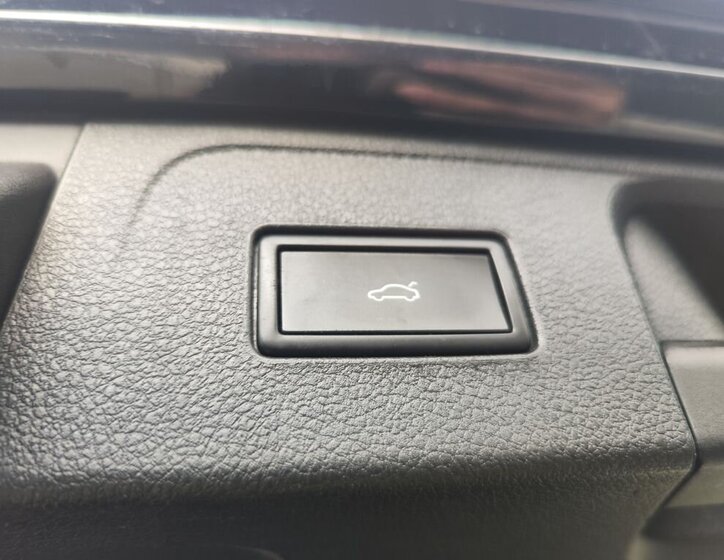 Volkswagen Passat Kombi 2,0 l 110 kw
