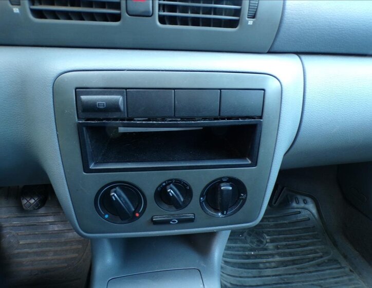 Škoda Octavia Hatchback 1,6 l 55 kw