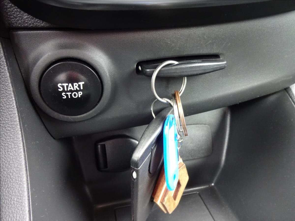 Renault Clio Kombi 1,1 l 54 kw